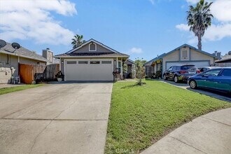 Building Photo - 5 Kam Ct