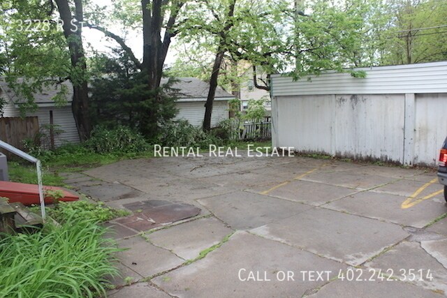 Foto del edificio - 3228 R St