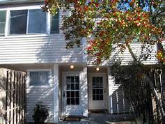 TOWNHOUSE - 220 Elizabeth St