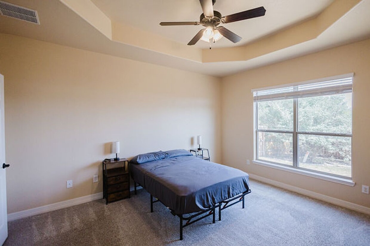 Primary Photo - Furnished Private Bedroom