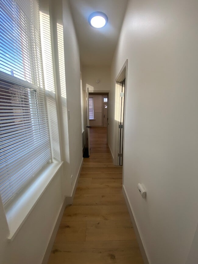 Building Photo - 4115 Oregon Ave