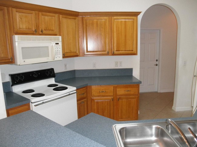 Building Photo - 951 Pipers Cay Dr