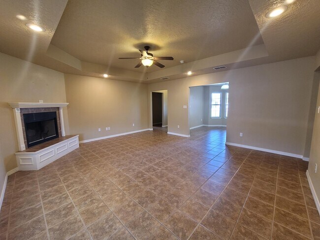 Building Photo - 4520 Sandstone Dr
