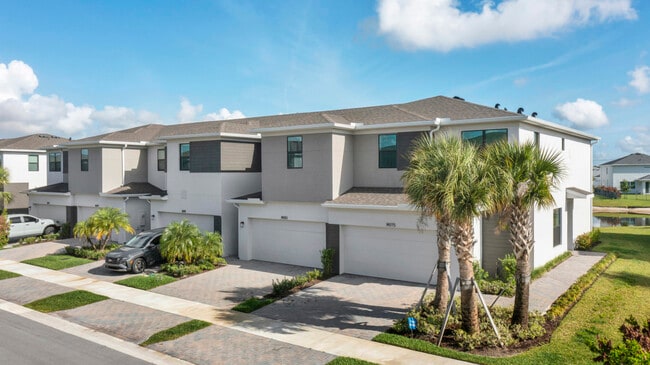 Building Photo - 14075 SW Thorens Dr