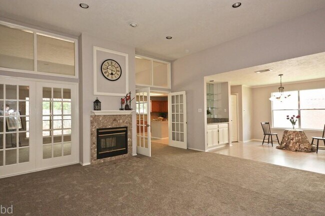 Foto del edificio - 2406 Old Dixie Dr