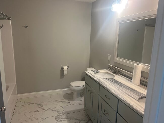 Building Photo - 728 Pleasant Meadow Ln