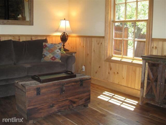 Building Photo - 1 br, 1 bath House - 10105 S River St