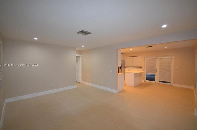 Foto del edificio - 13345 SW 83rd Ct