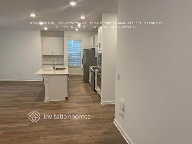 Building Photo - 208 Crown Gdns Ct