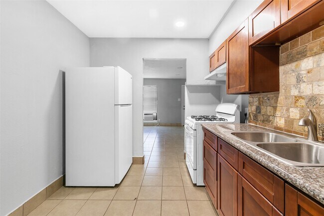 Foto del edificio - 4401 Denmark St