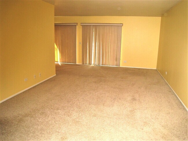 Building Photo - 308 Glasgow Ln