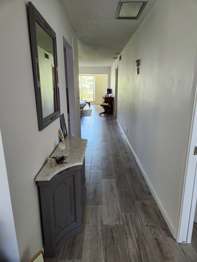 2400 Black Olive Blvd Unit 102, Delray Beach, FL 33445 Condo for Rent