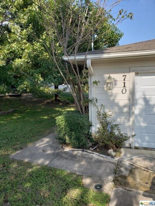 Foto principal - 708 Allen St