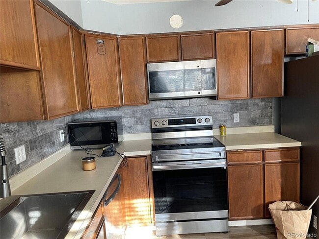 Photo - 2833 S Depew St House