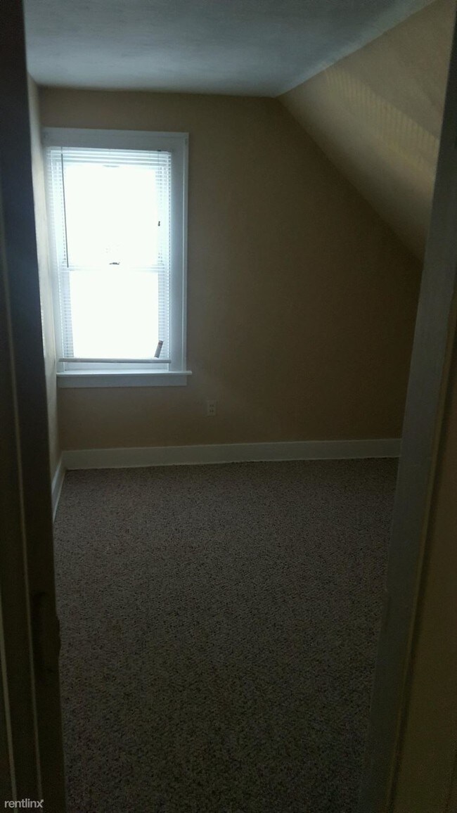 Building Photo - 2 br, 1 bath Apartment - 2020 Stone St # 2