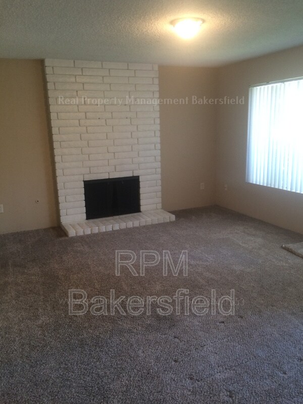 Building Photo - 3009 N Half Moon Dr