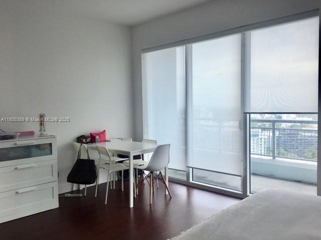 Foto del edificio - 60 SW 13th St