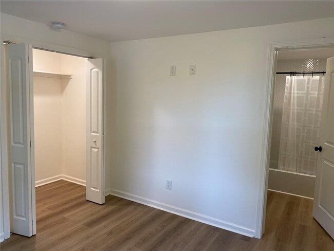 Foto del edificio - 3426 Harrison Rd