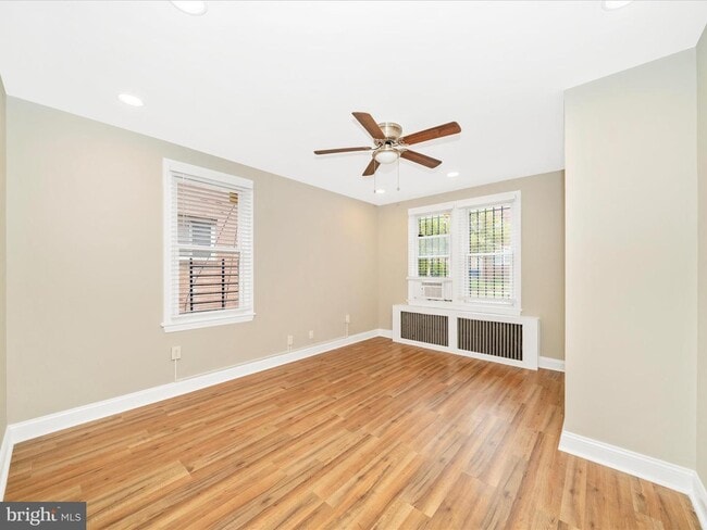 Living room - 4215 Dix St NE