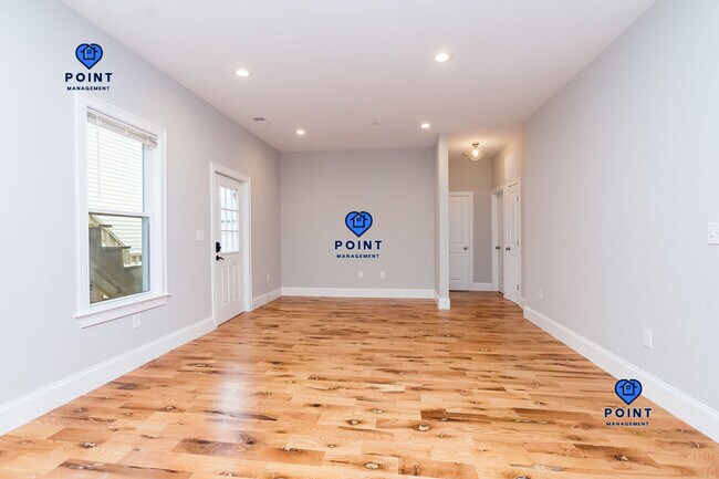 Foto del edificio - 244 Leyden St