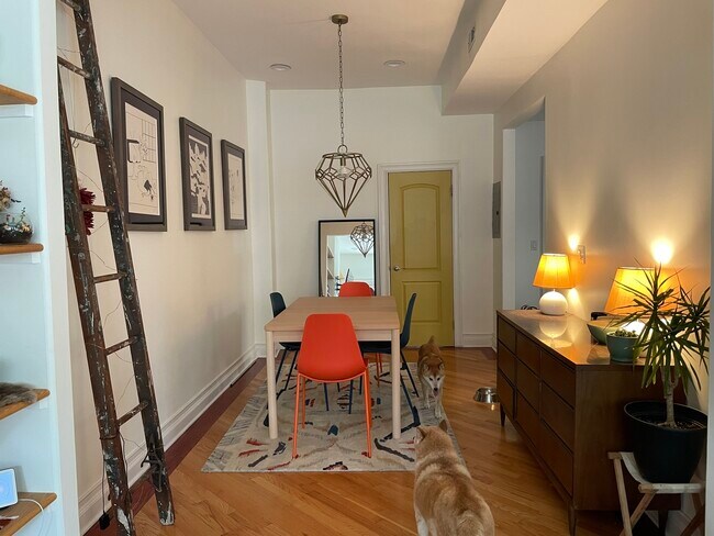 Foto del edificio - 3226 W Beach Ave