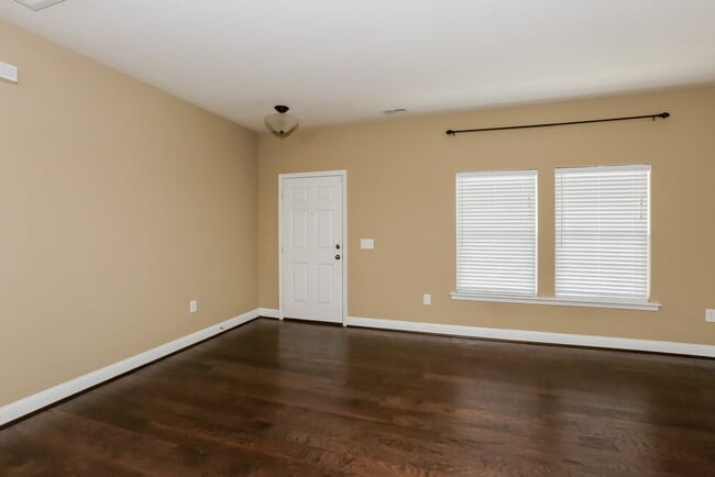 Foto del edificio - 4700 Kiddle Ln