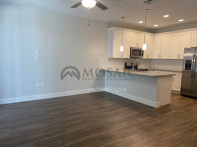 Foto del edificio - 7531 E Billings St