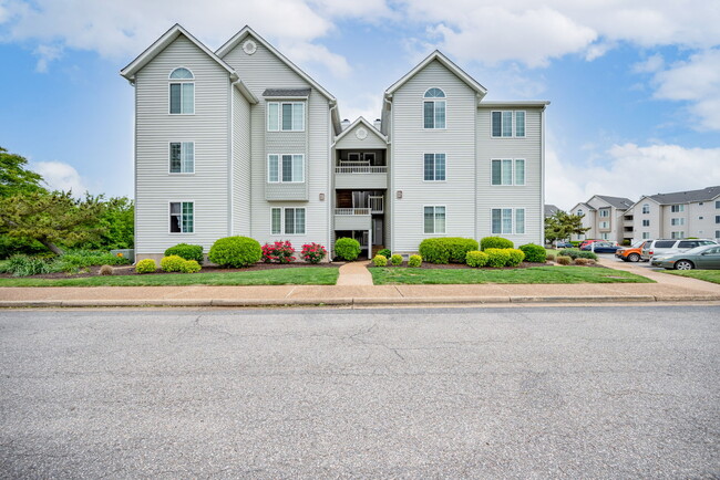 Building Photo - 205 Dockside Dr