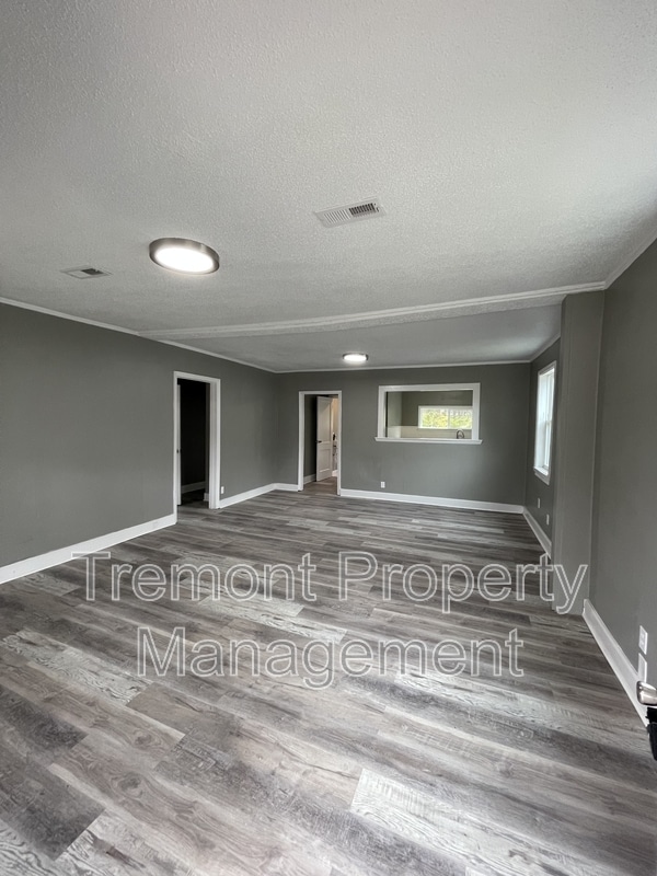 Photo - 1710 S Kelly St House