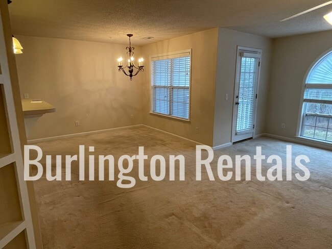 Building Photo - Condo / W. Burlington