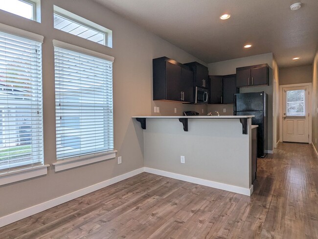 Building Photo - 2-Bed/1-Bth Tiny House in New Development ...