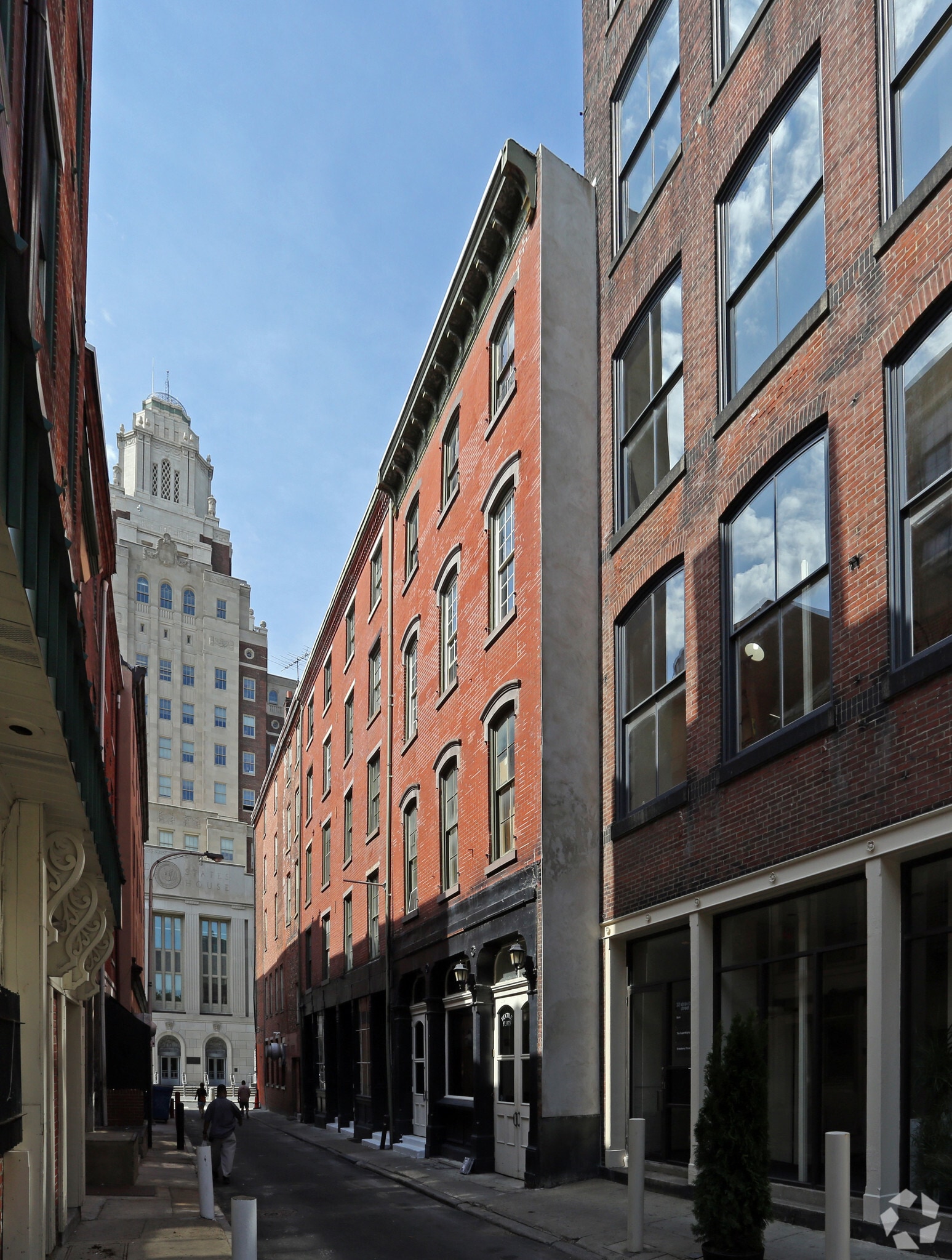 Textile Flats Condos