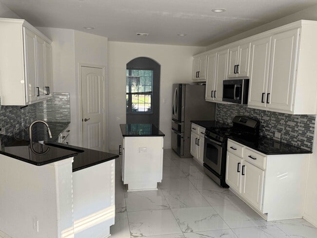 Building Photo - 4372 Barchetta Dr