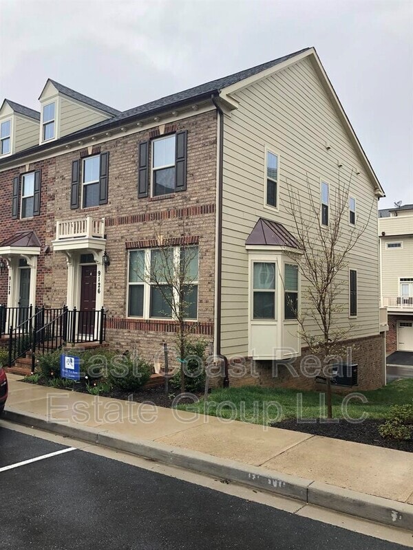 Building Photo - 9126 Landon House Ln