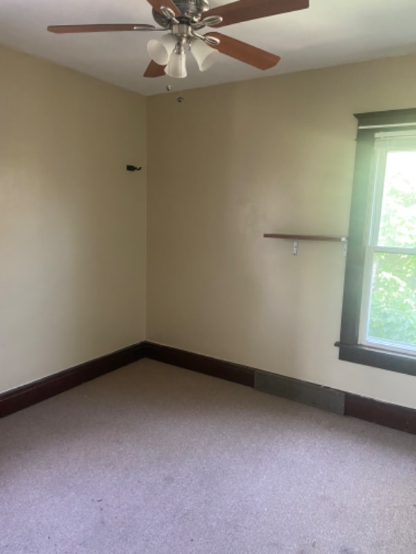 Building Photo - 148 Hedley Pl