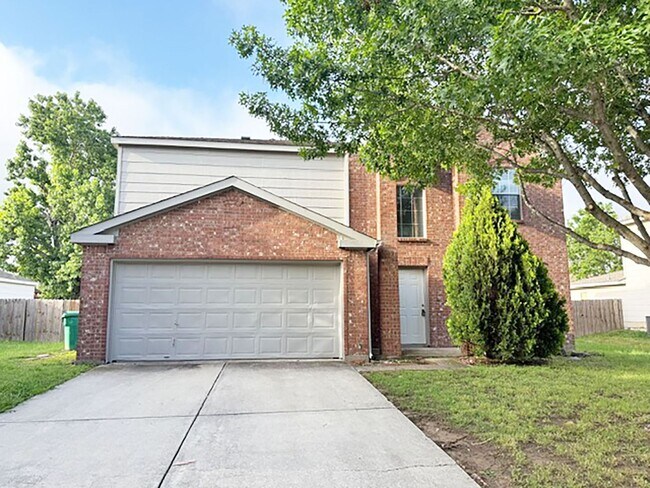 Foto del edificio - Great 4 Bdrm 2.5 Bath Home in Denton Tx