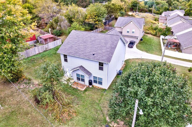Foto del edificio - Maryville 37803 - 3 bedroom 2.5 bath home ...