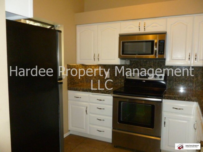 Foto del edificio - 905 E Riverpark Ln