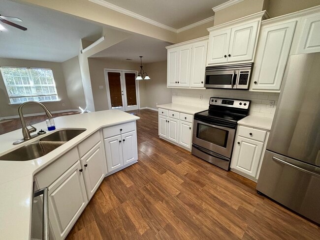 Foto del edificio - 4477 Country Glen Cir