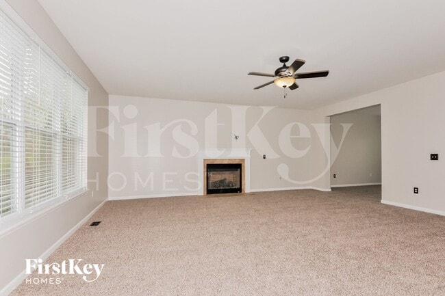 Building Photo - 432 Parkview Manor Ln