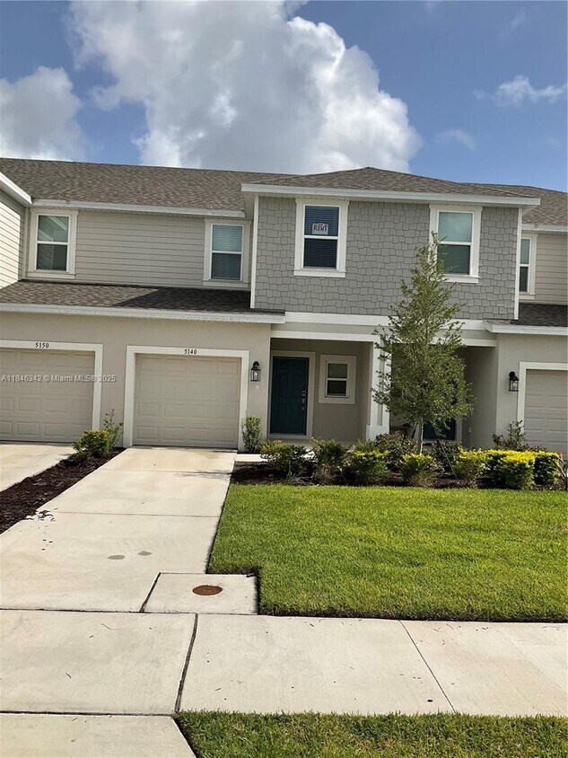 Primary Photo - 5140 Quakers Pl