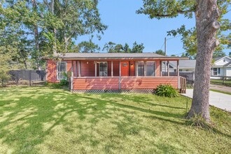 Building Photo - 10441 Royal Adrian Dr