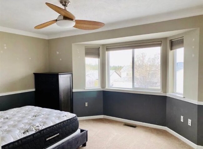 Foto del edificio - 4928 E 14th Ave