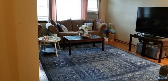 Foto del edificio - 56 W 7th St