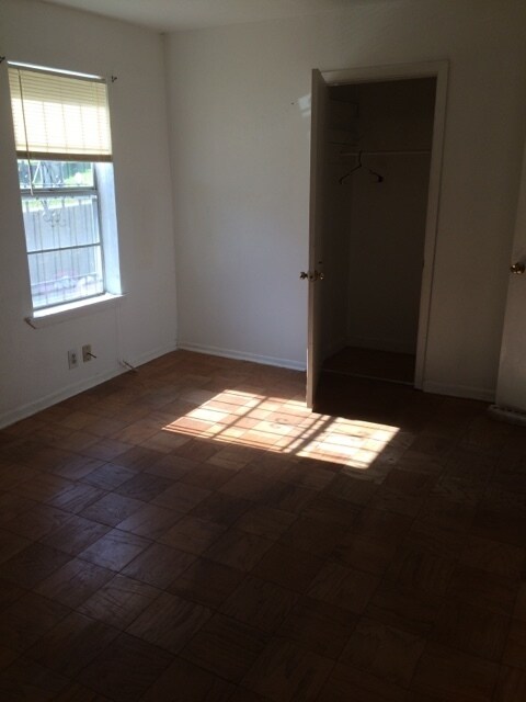 Foto del edificio - 2751 Looney St