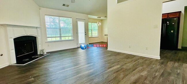 Building Photo - Very nice ranch in the MILL CREEK cluster ...