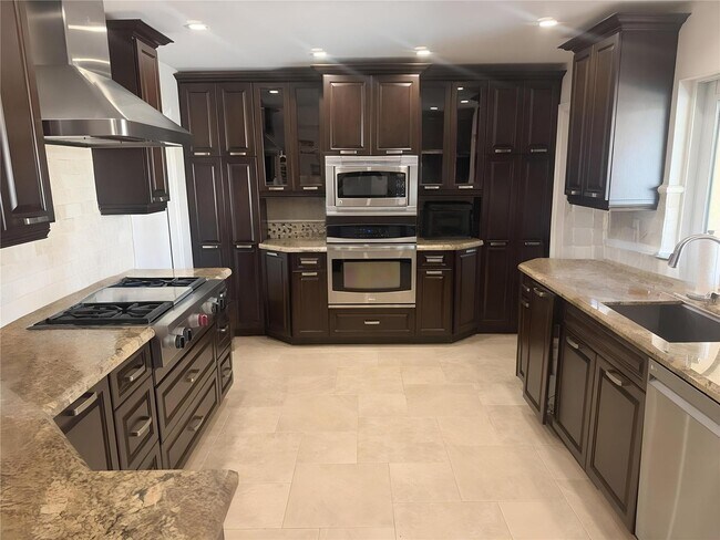 Foto del edificio - 730 SE 3rd Terrace