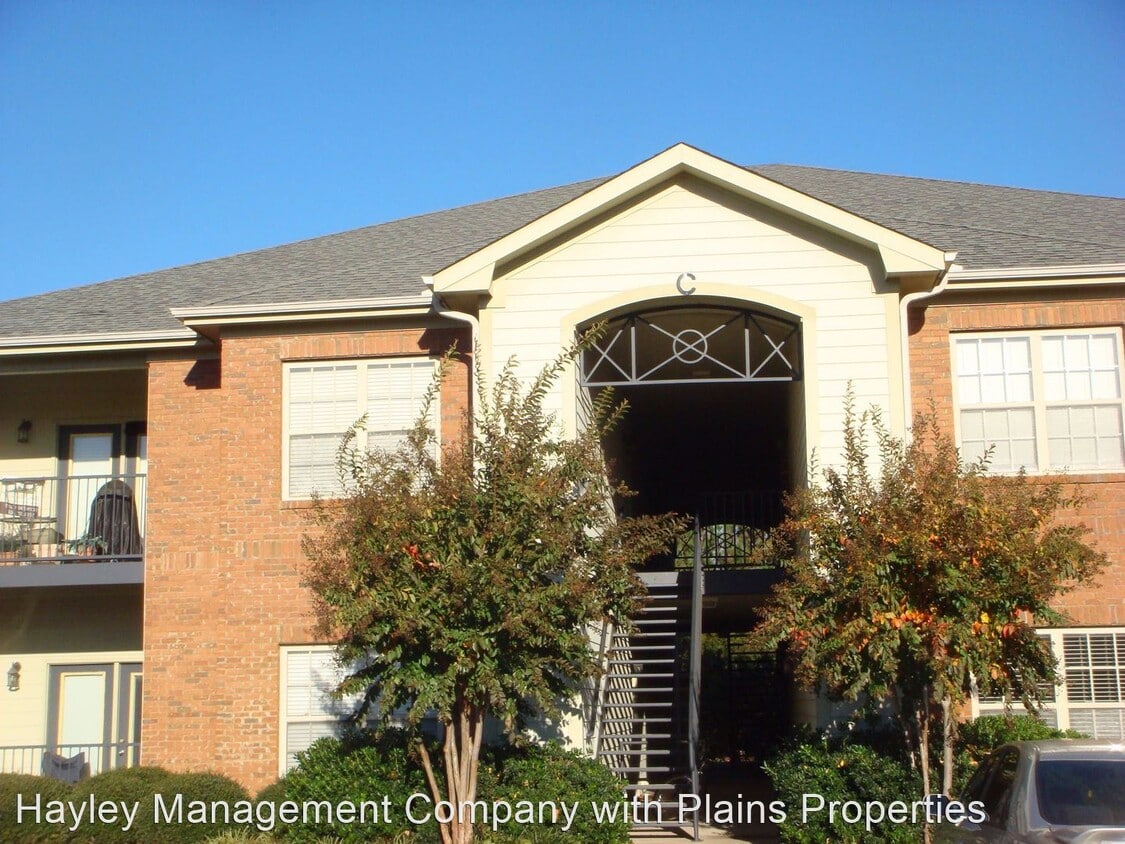 Primary Photo - 3 br, 2 bath House - 3297 S. College Stree...