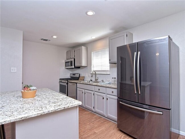 Foto del edificio - 11514 Fast Horse Dr