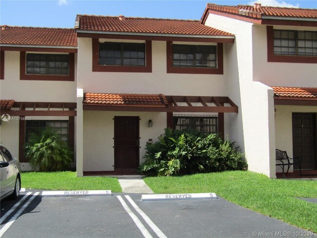 Building Photo - 5700 SW 133rd Pl